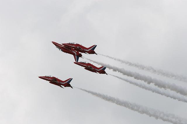 132 Red Arrows - RAF.JPG